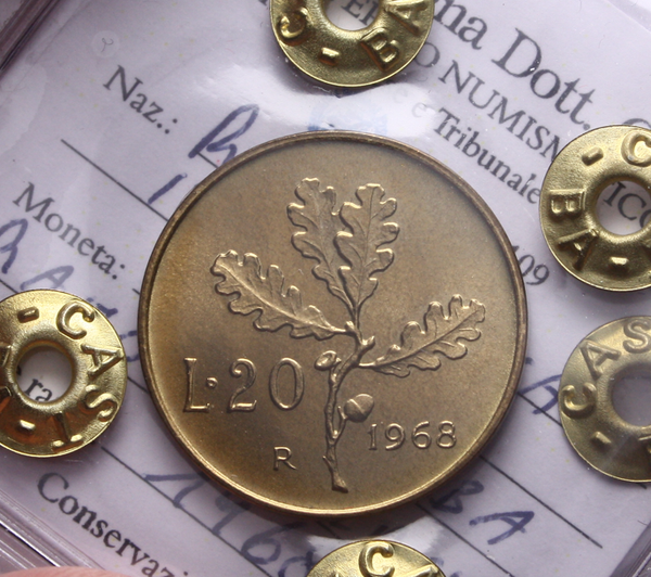 NL* ITALIA 20 Lire RAMO DI QUERCIA 1968 RARA FDC Perizia Castagna Cesare