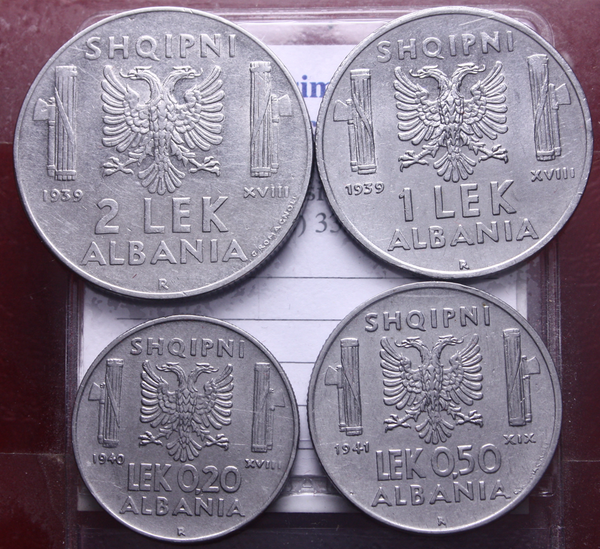 NL* VEIII ALBANIA Lotto 4 pezzi 2 LEK 1 LEK 1939 0,20 LEK 1940 0,50 LEK 1941