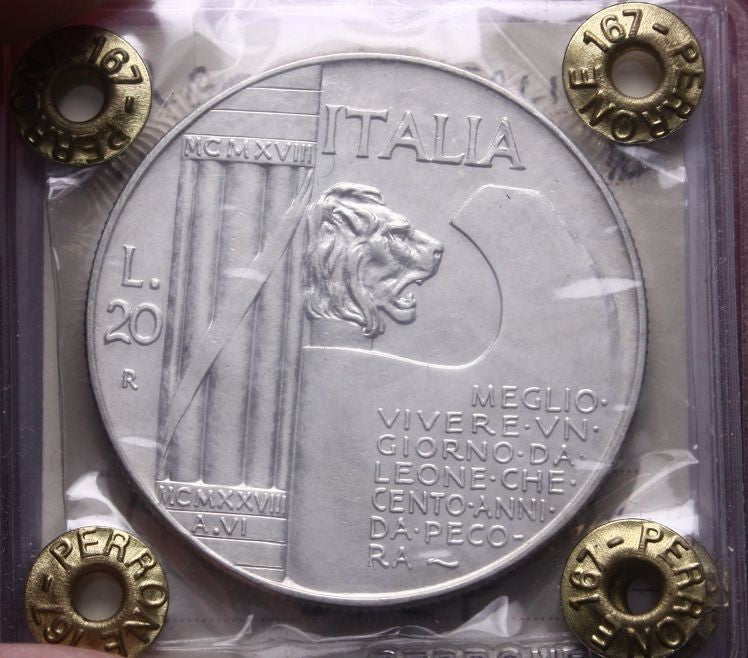 NL* VEIII 20 LIRE ARGENTO 1928 ELMETTO NC SPL+ Perizia Perrone Fabio