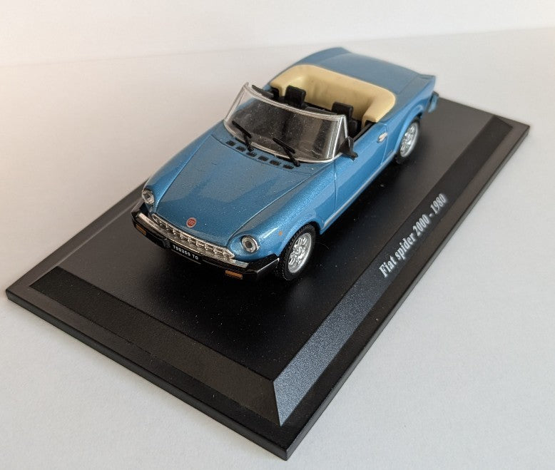 NL* MODELLINO AUTO FIAT SPIDER 2000 1980 Scala 1:43 colore blu come da foto