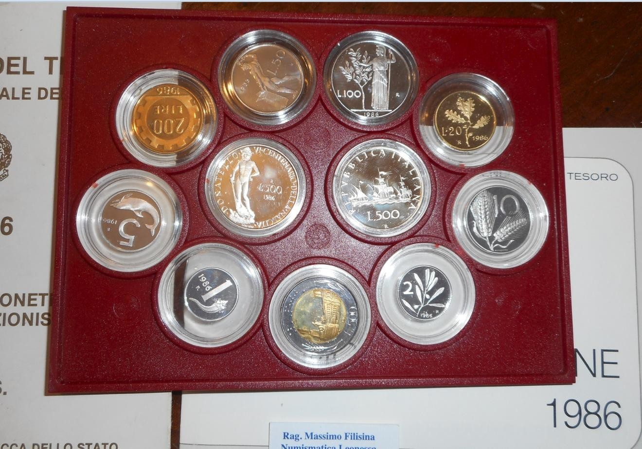 NL* ITALIA Divisionale 1986 DONATELLO 11 V con 500 LIRE ARGENTO PROOF Set