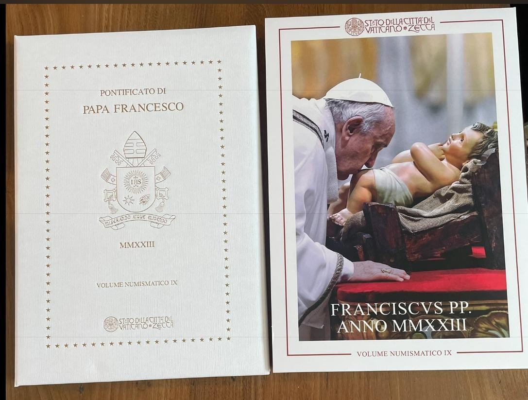 NL*CITTA' DEL VATICANO PAPA FRANCESCO Volume Numismatico 2023 IX DIVIS +COINCARD