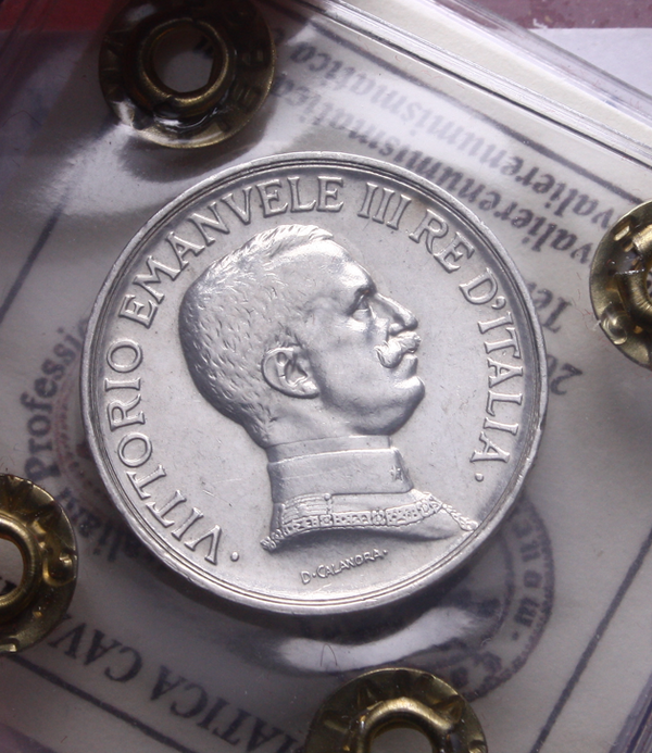 NL* VEIII Italia 1 LIRA ARGENTO 1915 QUADRIOGA BRIOSA NC SPL+ Perizia Cavaliere