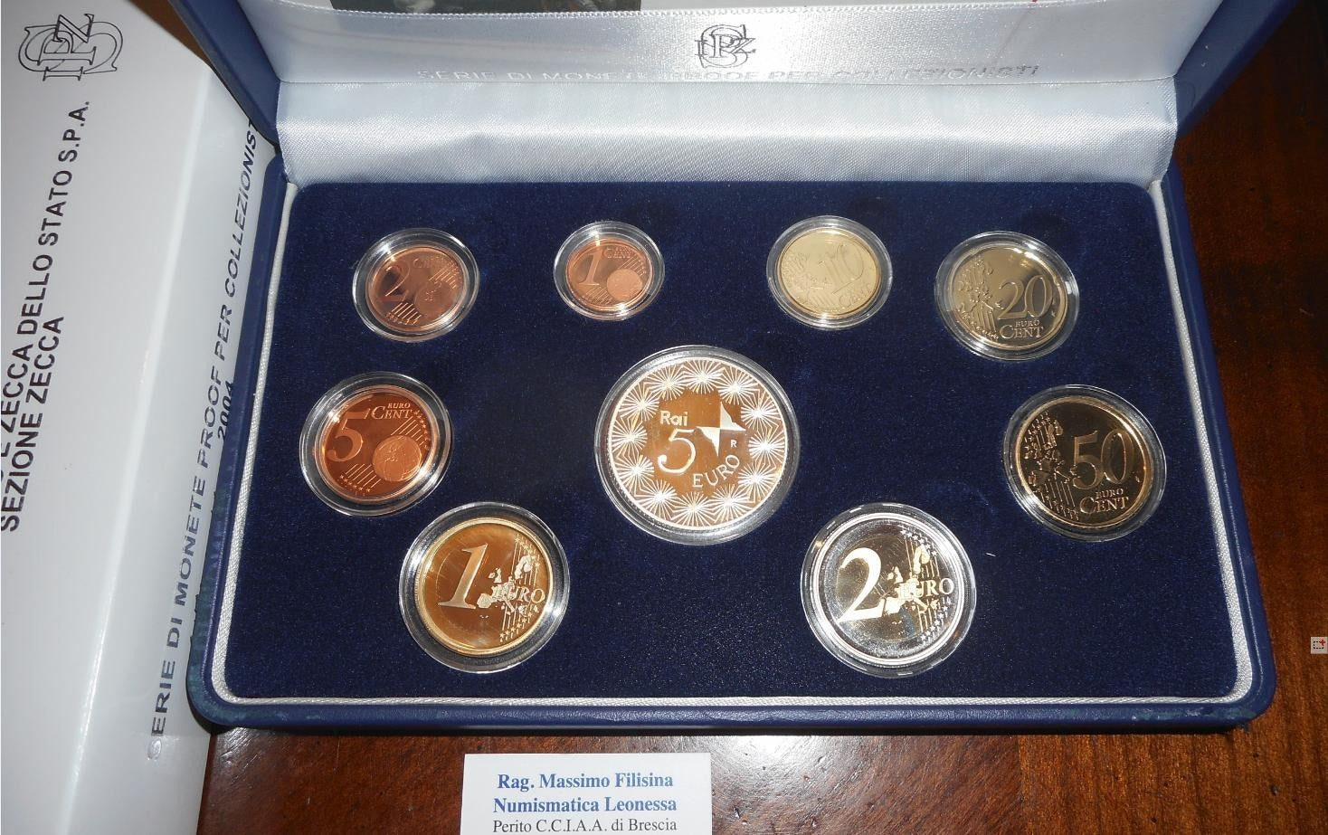NL* ITALIA Divisionale 2004 9 Valori con 5 EURO ARGENTO RAI TV PROOF Set zecca