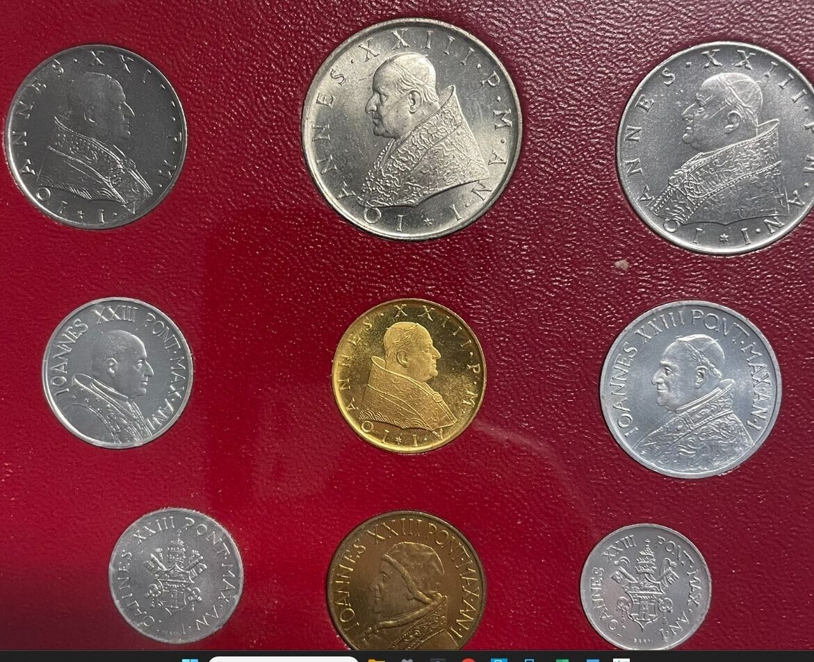 44035887
