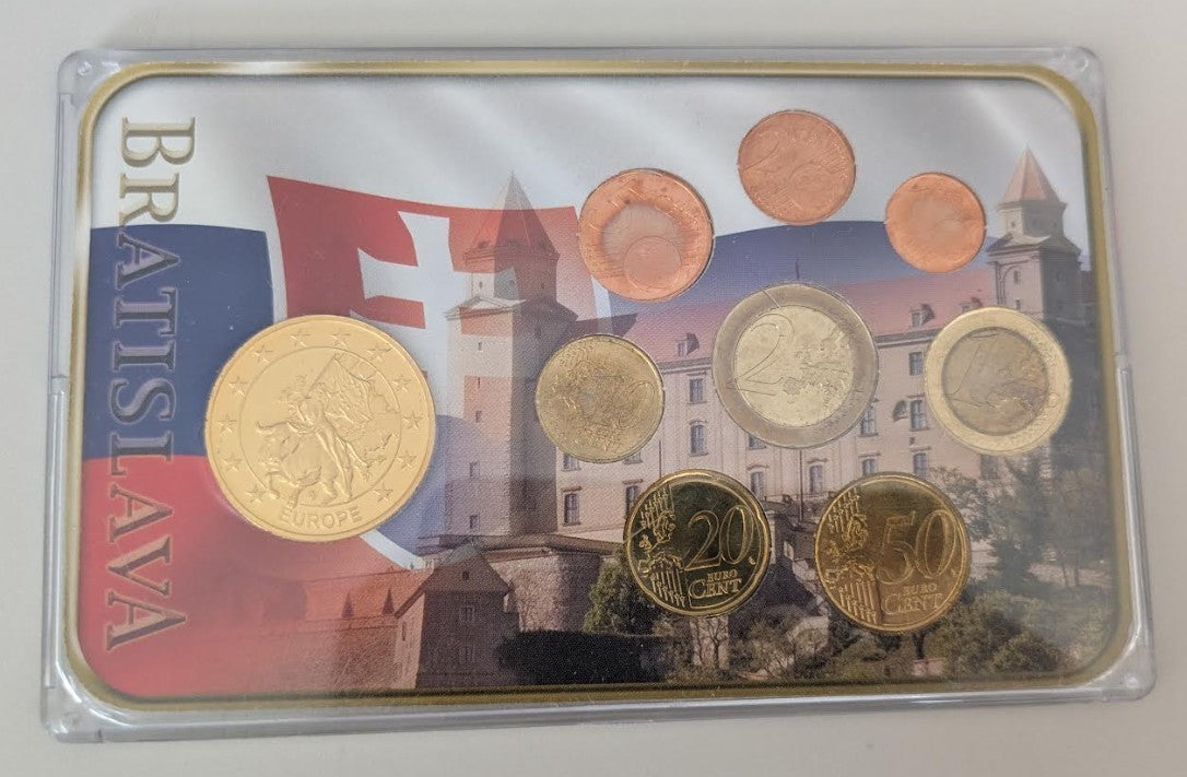 NL* SLOVACCHIA EURO COINS SET 8 Valori dal 2 EURO a 1 CENT con Medaglia FDC set