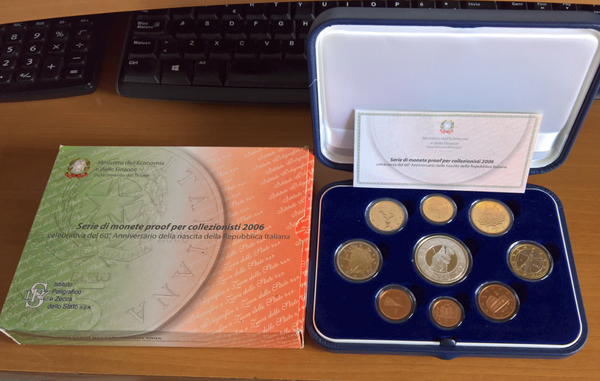 NL* ITALIA REPUBBLICA Divisionale 2006 8 Valori in EURO CON 5 Euro Argento PROOF