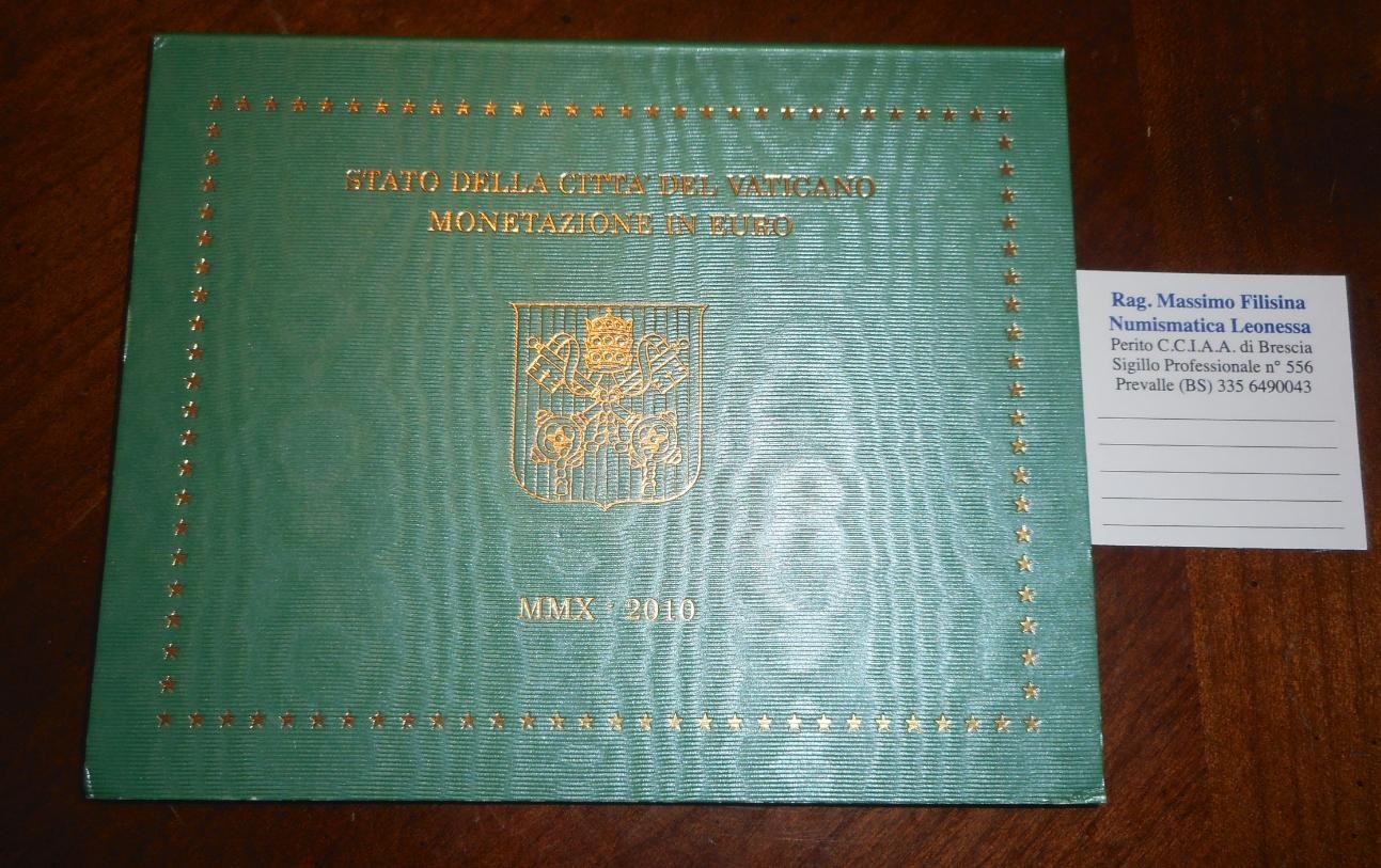 NL* VATICANO PAPA BENEDETTO XVI Divisionale 2010 8 valori FDC set Zecca