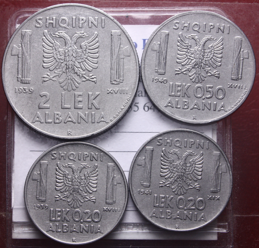 NL* VEIII ALBANIA Lotto 4 pezzi 2 LEK 1939 0,50 LEK 1940 0,20 LEK 1939 1941