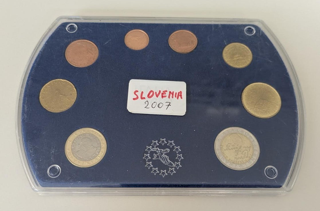 NL* SLOVENIA EURO COINS SET 2007 8 Valori dal 2 EURO a 1 CENT FDC set come foto