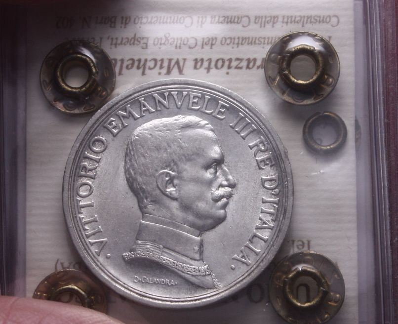 NL* VEIII Italia 2 LIRE ARGENTO 1917 QUADRIGA BRIOSA RARA FDC Perizia Straziota