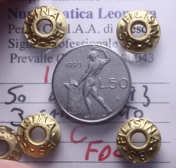 NL* Repubblica Italiana 50 LIRE 1993 VAR. 3 GAMBO CORTO FDC Perizia Filisina