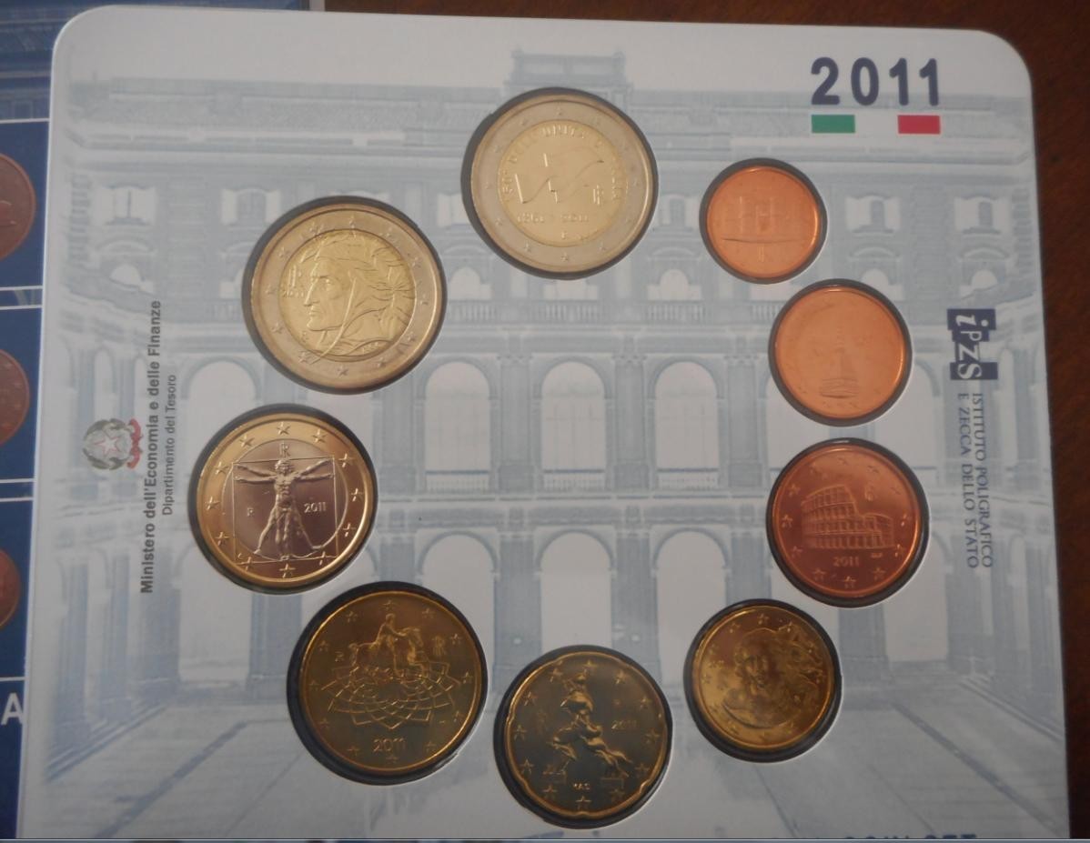 NL* ITALIA Repubblica Divisionale 2011 9 Valori IN EURO FDC Set zecca