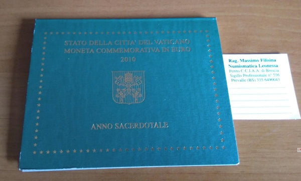 NL* VATICANO Papa BENEDETTO XVI 2 Euro 2010 ANNO SACERDOTALE FDC set